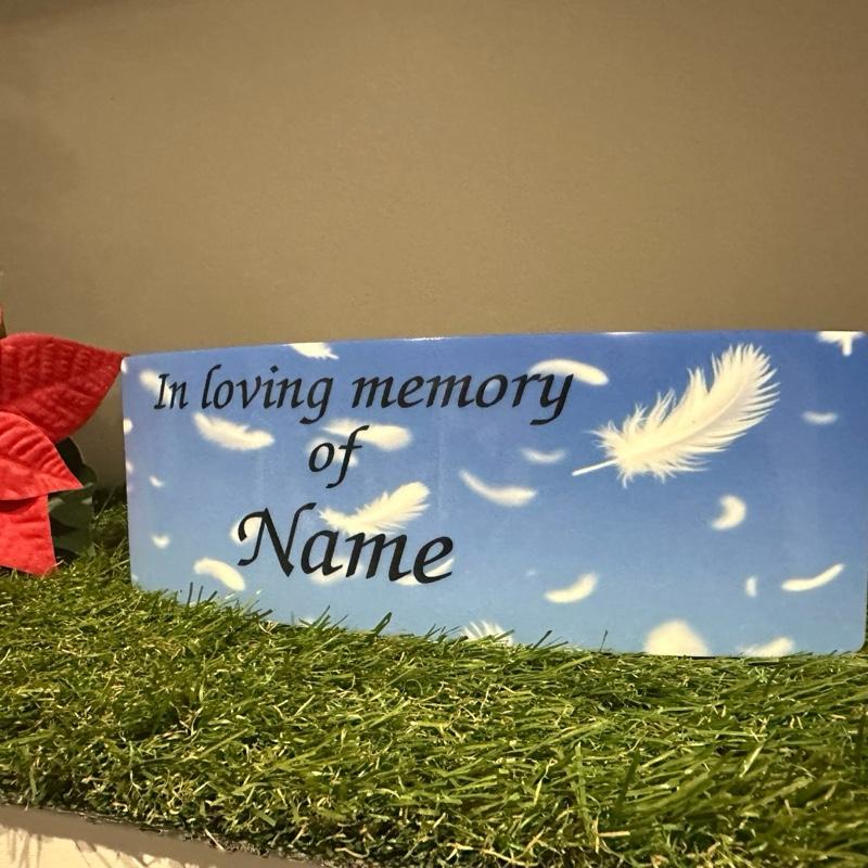 Feathers memorial plaque indoor or outdoor use