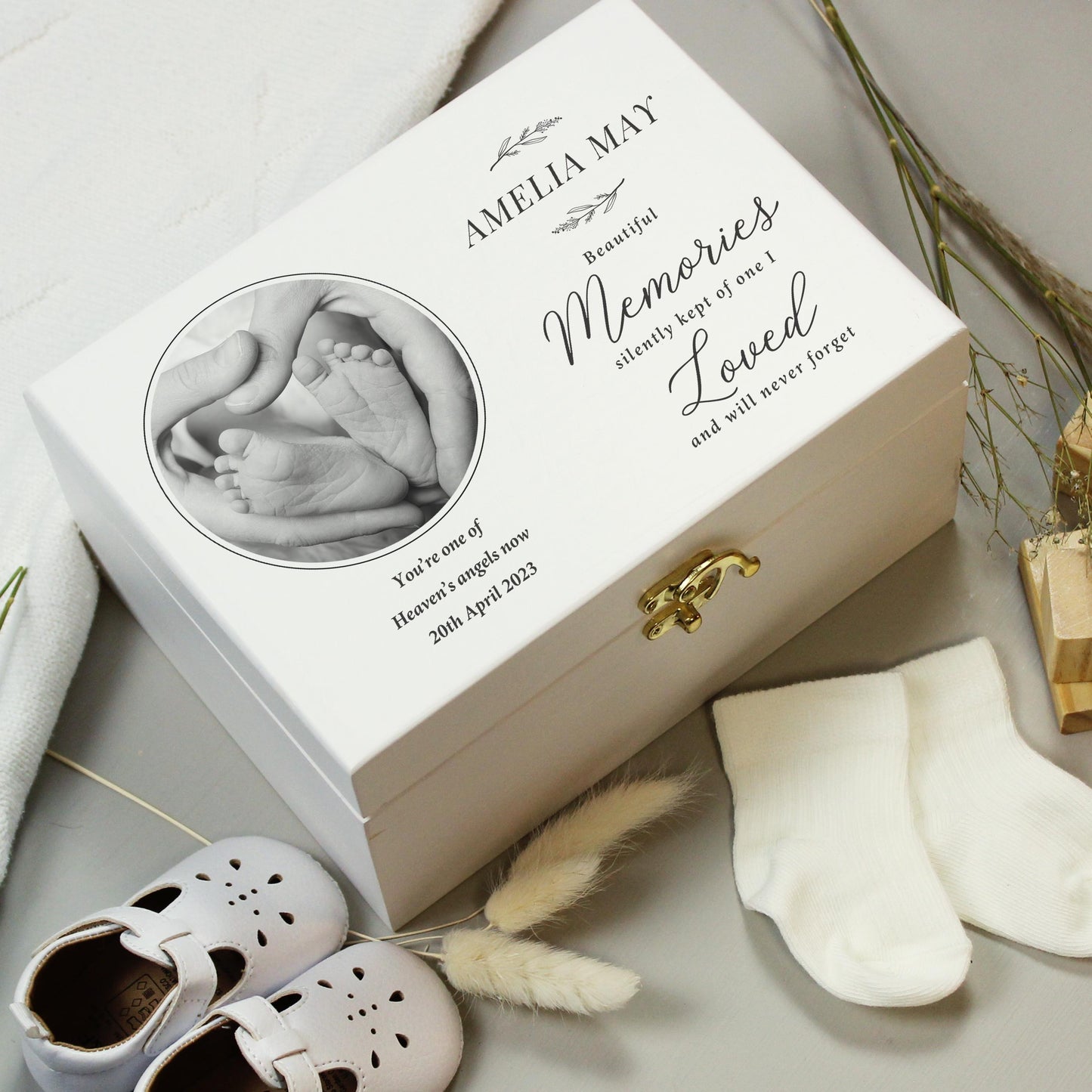 Personalised Memorial Photo White Wooden Box keepsake/Urn