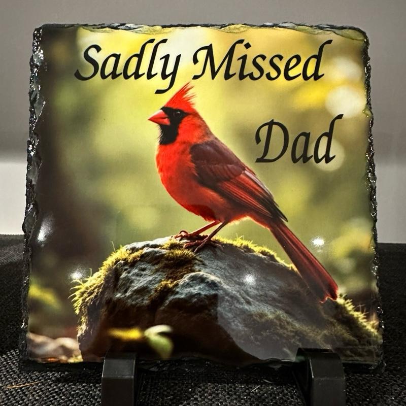Personalised memorial cardinal design slate - in or outdoor with stand