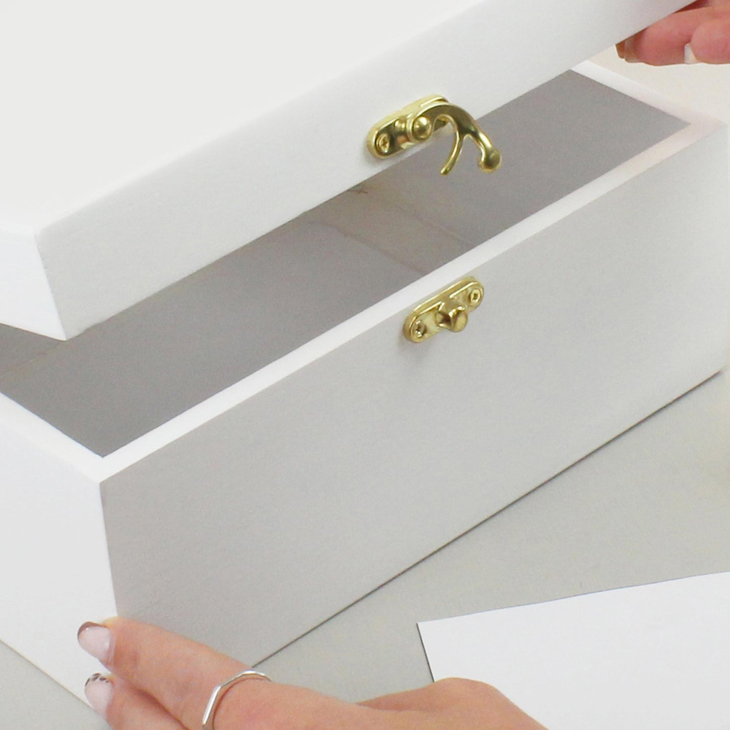Personalised Memorial Photo White Wooden Box keepsake/Urn