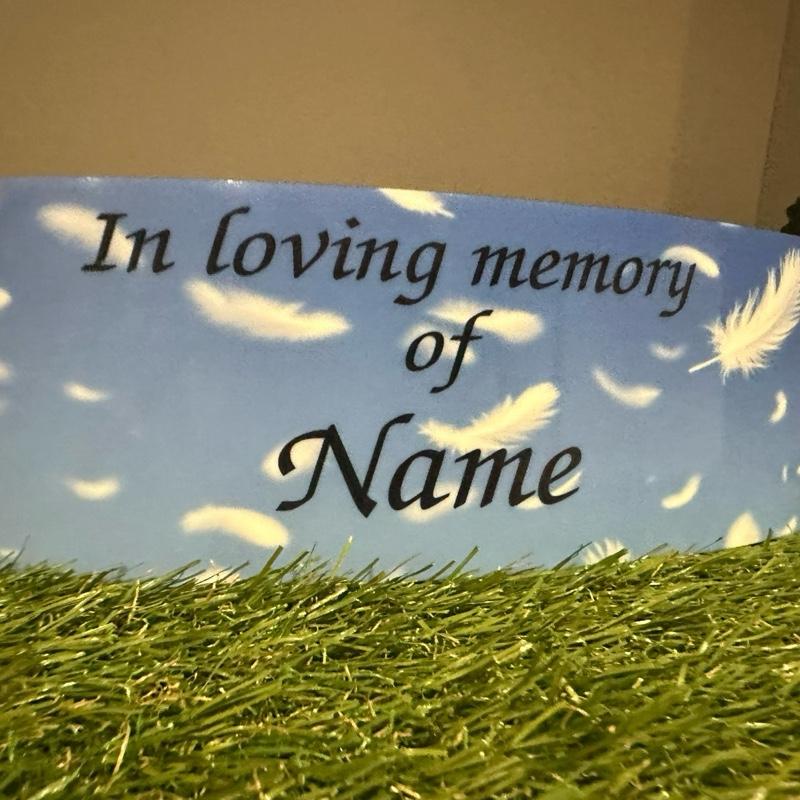 Feathers memorial plaque indoor or outdoor use