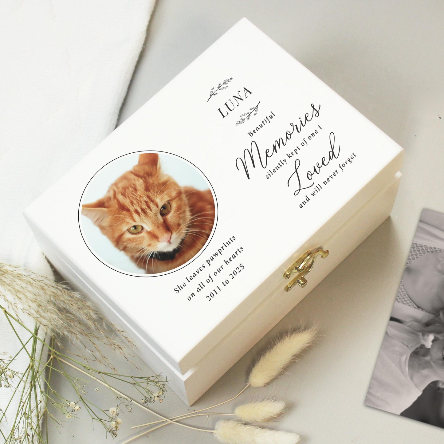 Personalised Memorial Pet Photo White Wooden Box keepsake/Urn