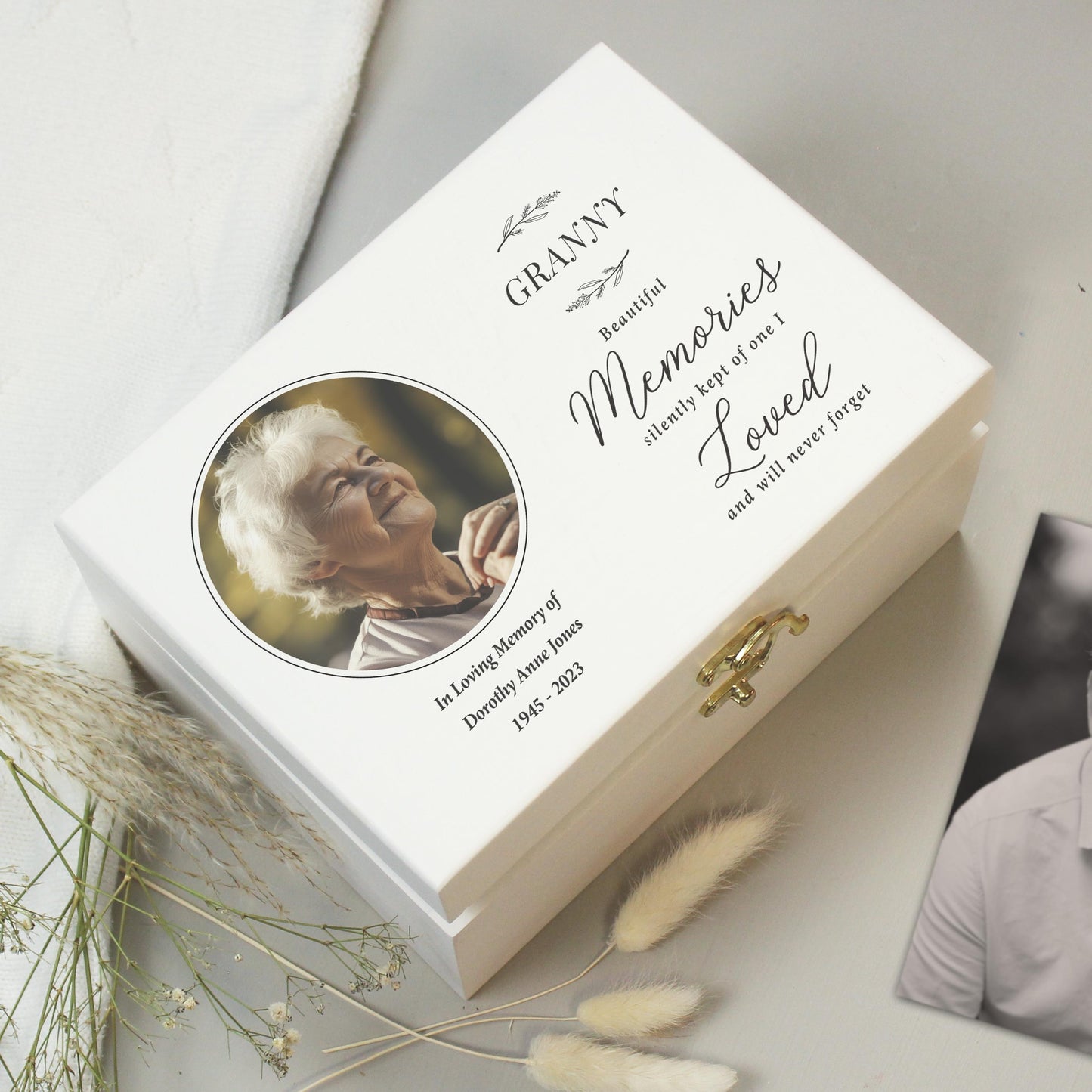 Personalised Memorial Photo White Wooden Box keepsake/Urn